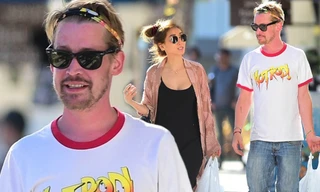 Sao phim 'Ở nhà một mình' sánh đôi bạn gái gốc Việt trên phố