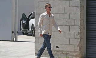 7 tháng chia tay Jolie, Brad Pitt gầy rộc, già đi trông thấy