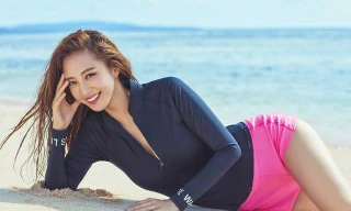 Mỹ nhân xứ Hàn U40 quá đỗi trẻ đẹp với gu ăn mặc cực ‘chất’