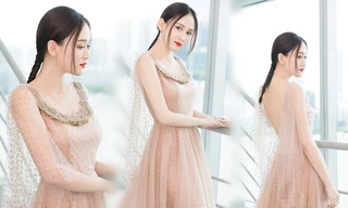 Ngỡ ngàng nét trẻ trung mong manh của ‘Đông Phương Bất Bại’ U40