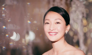 Châu Tấn 44 tuổi đẹp mong manh như thiếu nữ