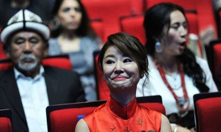 Lâm Tâm Như lộ khoảnh khắc kém duyên 'khó đỡ'