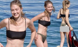Gigi Hadid diện bikini tung tăng nắng hè ở Hy Lạp