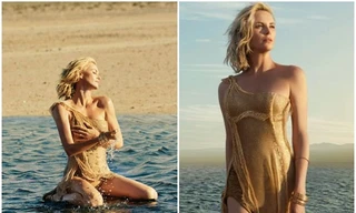 Vóc dáng nữ thần của Charlize Theron trên biển