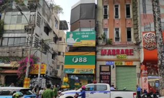 Công an đến làm việc tại một loạt chi nhánh F88 ở TPHCM