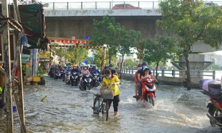 TPHCM đón đỉnh triều cường ở mức báo động 