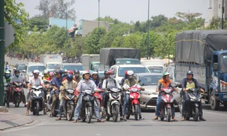 Liên tục nắng nóng gay gắt sau Tết, thời tiết TPHCM những ngày tới ra sao?