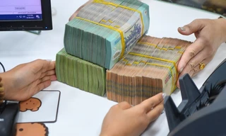 Bản tin 8H: Chủ tịch xã trình báo bị lừa hàng tỷ đồng