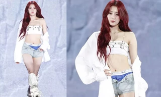 Nữ thần tượng gây tranh cãi với mốt khoe nội y