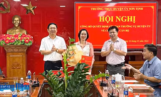 Bản tin 8H: Nữ cán bộ tỉnh được luân chuyển về làm Bí thư Đảng ủy xã
