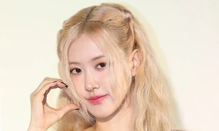 Rosé (BlackPink) xinh như búp bê nhưng vẫn gây lo ngại