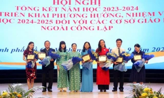 Anh ngữ RES nhận giấy khen từ Sở giáo dục TP.HCM về thành tích xuất sắc trong quản lý và điều hành