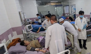 Bản tin 8H: Xử phạt tiệm bánh mì ở Sóc Trăng khiến hơn 150 người nhập viện