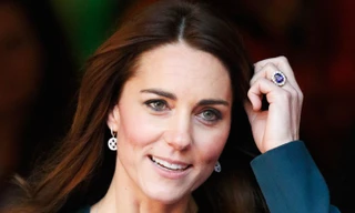 Lý do Công nương Kate không đeo nhẫn cưới