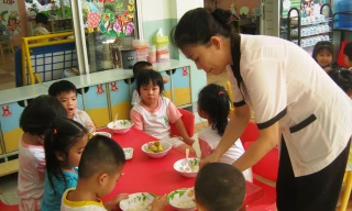 Giáo viên mầm non có lương hưu thấp đã được hỗ trợ