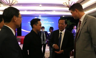 Chủ tịch TPHCM: 'Tạo điều kiện thuận lợi thu hút đầu tư nước ngoài vào thành phố”