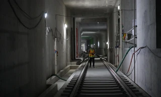 Kẻ gian đột nhập ga metro số 1 TPHCM lấy cắp nhiều vật tư 