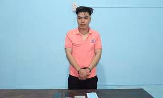 Lừa các cô gái bán hàng online giao hàng nơi vắng vẻ để hiếp dâm, cướp tài sản