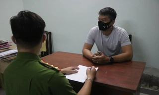 Người bóp cổ bác sĩ ở TPHCM nói gì tại cơ quan công an?