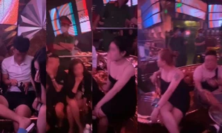 Hàng chục dân chơi bị mời về trụ sở công an sau cuộc đột kích quán bar ở TPHCM