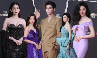 Đêm hội Tầm nhìn Weibo: Triệu Lộ Tư đẹp nhưng hơi già, visual Cảnh Điềm "gánh còng lưng"