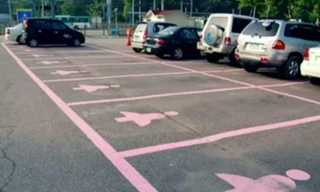 Hàn Quốc: Phụ nữ mất niềm tin, ngày càng nhiều cơ sở 'cấm đàn ông'