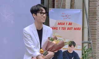 Tác giả trẻ Kulzsc và hành trình 'Phải lòng với cô đơn' để vẽ hạnh phúc 