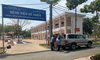 Cách ly hàng chục người cùng chuyến bay với ca mắc Covid-19 thứ 17 