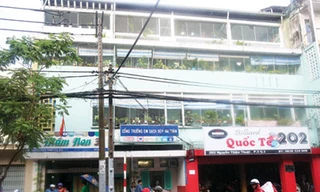 Trường lớp xập xệ, cô trò thiệt thòi