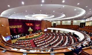 Hội nghị Trung ương 7