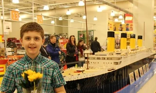 Bản sao tàu Titanic bằng lego