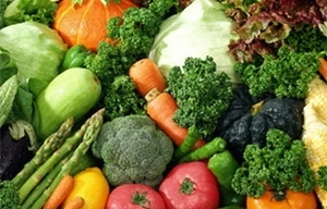 Giá rau xanh đột ngột giảm mạnh