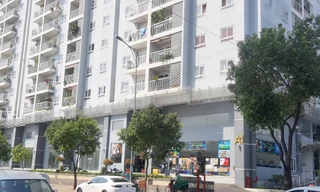 Phát hiện thanh niên tử vong bất thường dưới chung cư lúc nửa đêm 