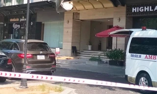 TPHCM: Phát hiện người nước ngoài tử vong, nghi rơi lầu chung cư 