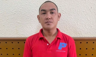 Bắt nhóm đập phá ô tô, đuổi đánh tài xế công nghệ ở TPHCM 