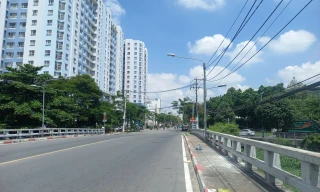 Phát hiện bé gái sơ sinh bị bỏ rơi trong túi nylon ở TPHCM