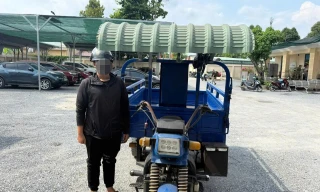 Đi ngược chiều còn 'đình công' giữa đường, tài xế xe ba gác ở TPHCM bị phạt hơn 33 triệu đồng 