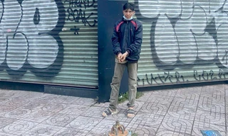 Giả làm người nhặt ve chai, người đàn ông trộm trụ nước chữa cháy 