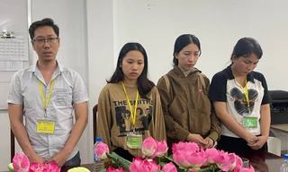 Hơn 600 chủ thẻ Visa, Master Card sập bẫy chiêu lừa 'đổi tín dụng thành tiền mặt' 