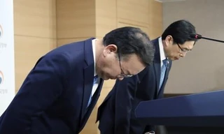 Hai bộ trưởng Hàn Quốc họp báo xin lỗi vì bê bối sex của Seungri và Jang Ja Yun