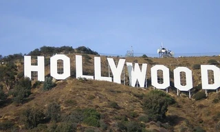 Điều không phải ai cũng biết về bảng hiệu Hollywood sau gần 1 thế kỉ ra đời