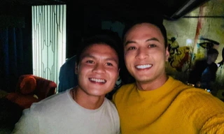 Hồng Đăng tung ảnh chụp với Quang Hải khiến fan tò mò về quan hệ hai người