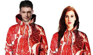 Thời trang ăn theo 'cơn sốt' thịt heo