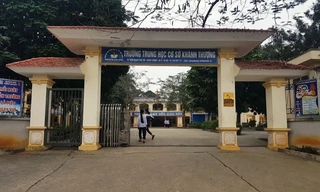 Trường THCS Khánh Thượng, nơi có một số nữ sinh bị lừa ép bán dâm. (Ảnh: Tuấn Anh) 