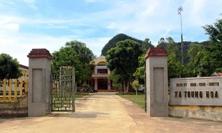 Trụ sở xã Trung Hóa 