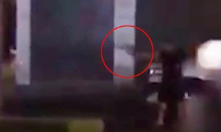 Cận cảnh vụ nổ súng giải quyết mâu thuẫn cờ bạc giữa phố