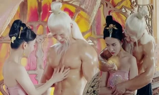 Cảnh ân ái trong lò luyện đan của Thái Thượng Lão quân và Thiết Phiến bị chỉ trích