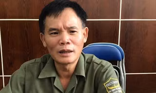 Người phụ nữ ném dao, thớt từ tầng 11 chung cư Linh Đàm