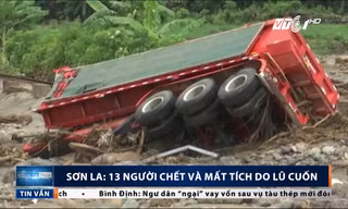 Nhà cửa, ô tô bị lũ cuốn ngổn ngang ở Sơn La