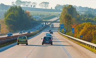 Phí cầu đường ở châu Âu: Rẻ gần như cho